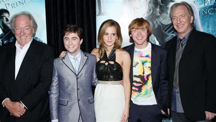 Celebrities React to ‘Harry Potter’ Actor Michael Gambon’s Death – Hollywood Life